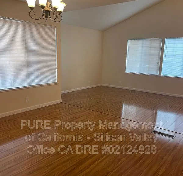 6361 Pearlroth Dr — Photo 7