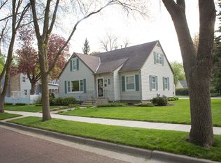 851 6th Ave SW, Faribault, MN 55021