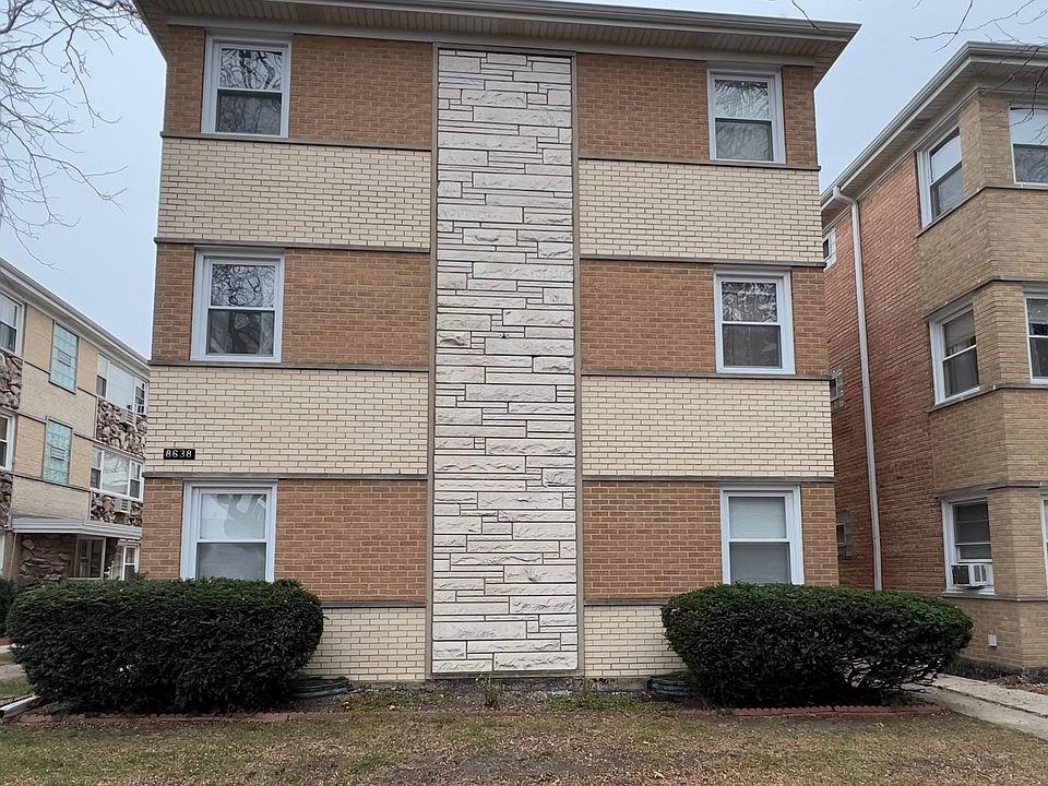1st image of 8638 W Berwyn Ave #3N