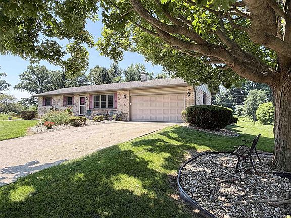 2nd image of 12584 Glen Oak Ln W