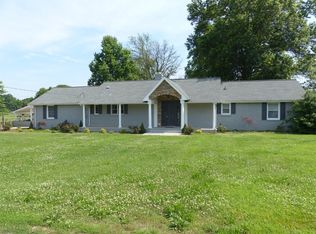 107 Cedarwood Dr, Hendersonville, TN 37075