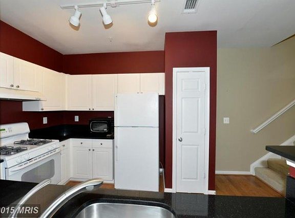 3rd image of 11373 Aristotle Dr APT 306