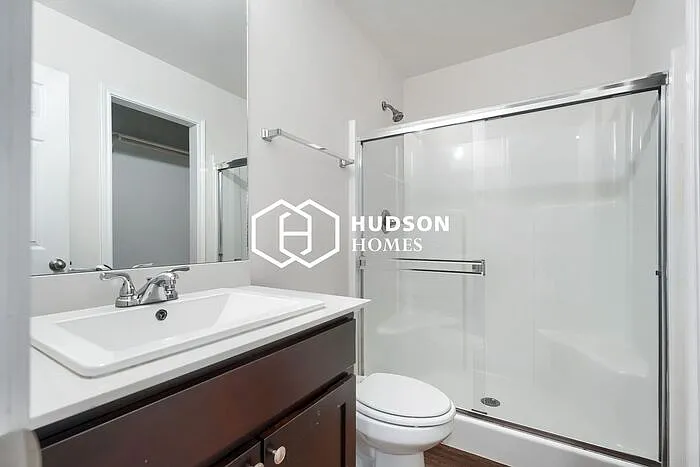 1714 E Cornell St — Photo 9
