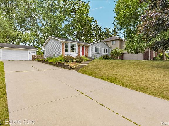 3rd image of 541 Curzon Rd