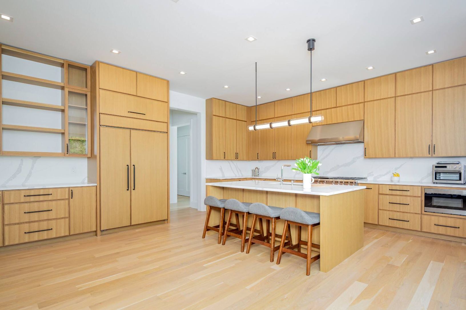  Open Kitchen
