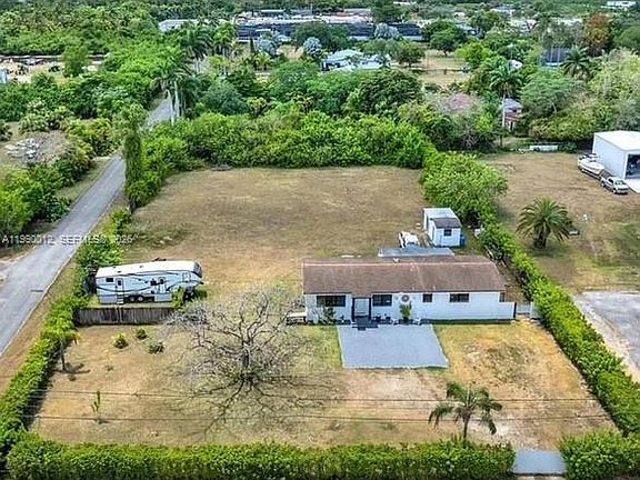 2nd image of 18200 SW 262nd St