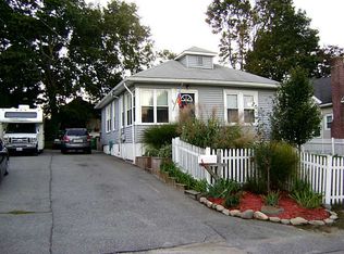 253 Milton Rd, Warwick, RI 02888