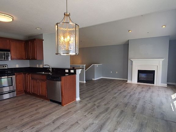 5th image of 3231 Wexford Dr