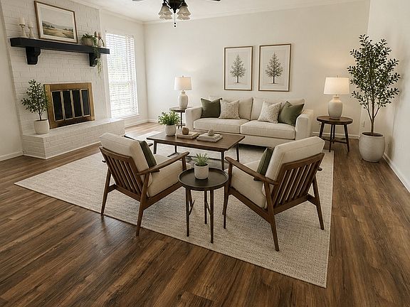 2nd image of 526 Park Ln