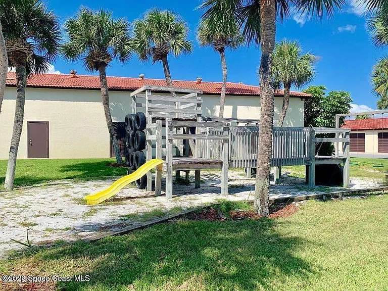 3252 Sand Ct — Photo 22