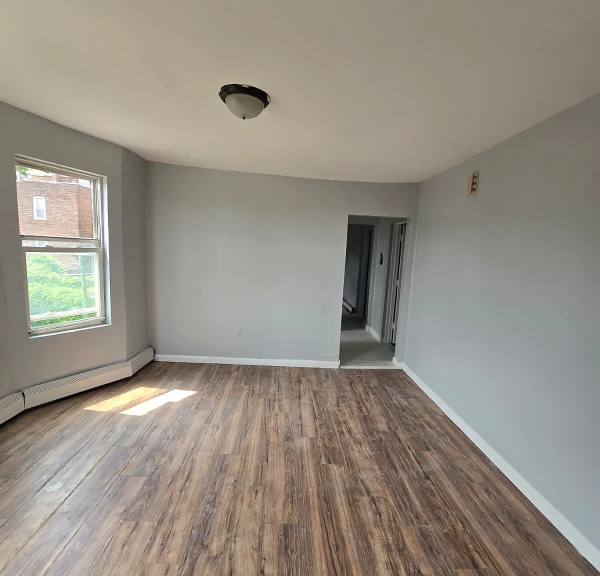 3 bed, $1,695 — Photo 3