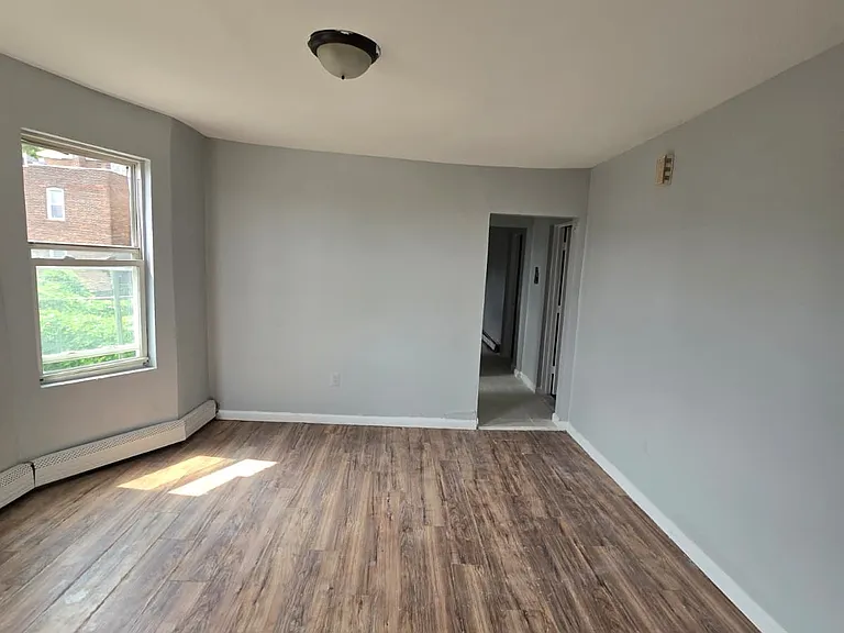 133 Elizabeth Ave #3 — Photo 3