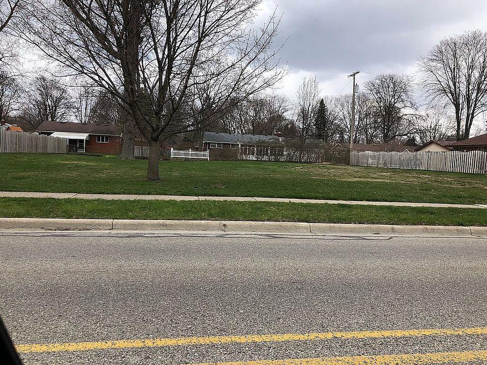 1st image of 510 Brown St