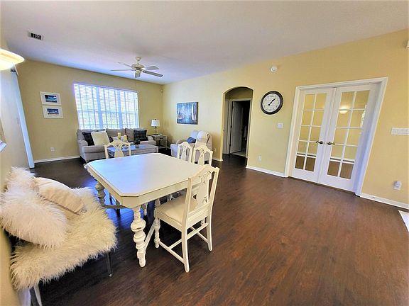 3rd image of 4734 Parkstone Dr SE