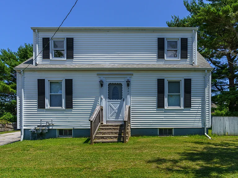 261 Turnpike Ave #1 — Photo 1