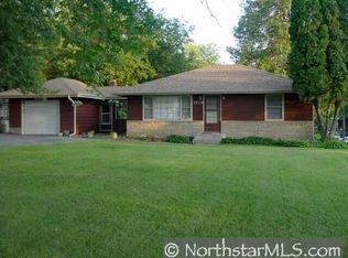 1976 Radatz Ave, Saint Paul, MN 55109