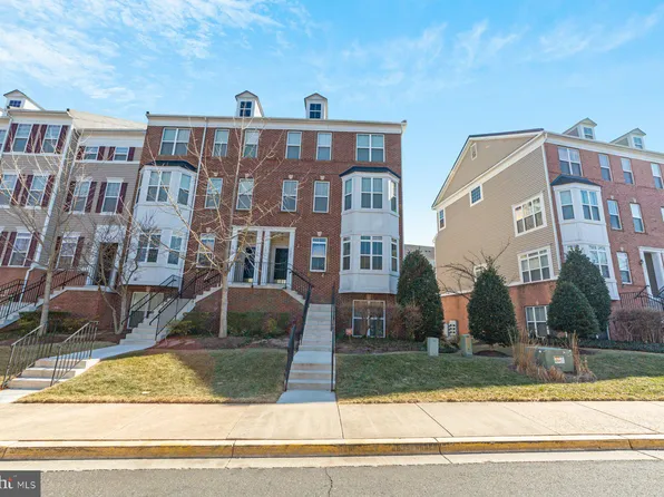5529 Lanier Ave #359, Suitland, MD 20746