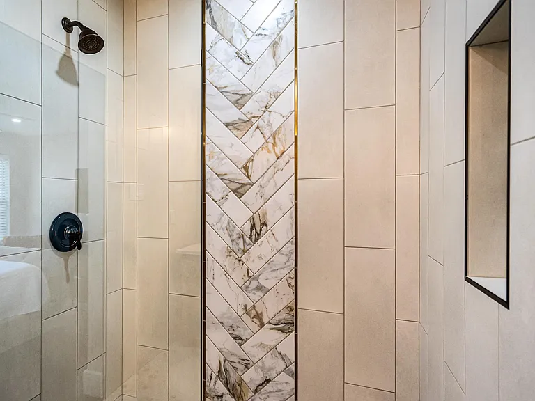 6621 Walnut Hill Ln — Photo 21