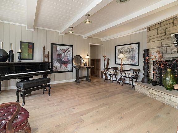 4th image of 2106 Tondolea Ln