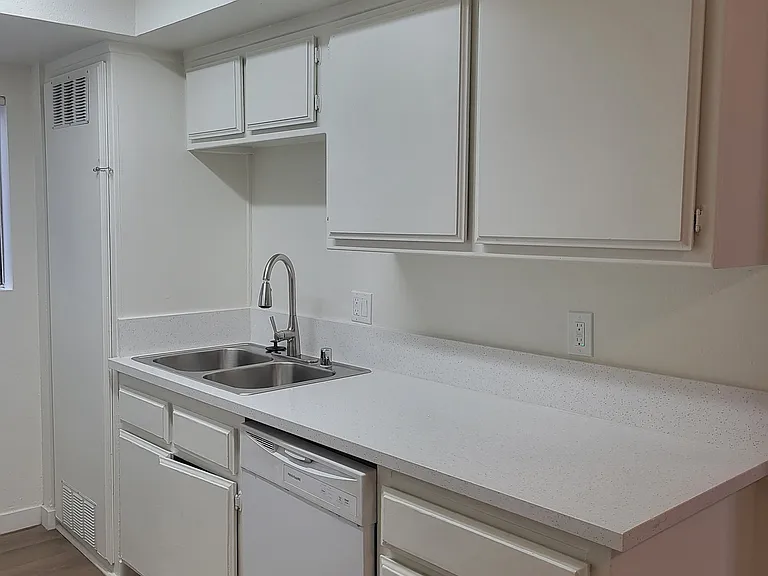 5708 Fayette St #I — Photo 6