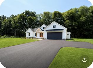 3 Walker Dr #101, Saco, ME 04072