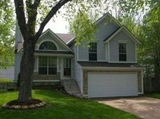 1127 E Charlotte Town Rd, Olathe, KS 66061