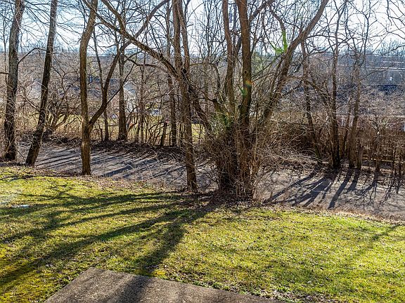 3rd image of 3838 Nadia Ln