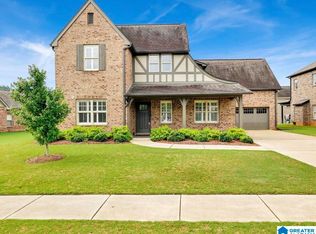 8077 Caldwell Dr, Trussville, AL 35173