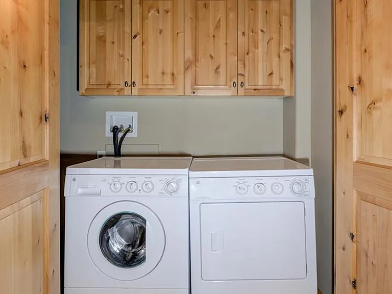 Laundry Room Cabinet
