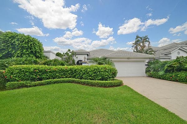 Home For Sale In Broken Sound Country Club