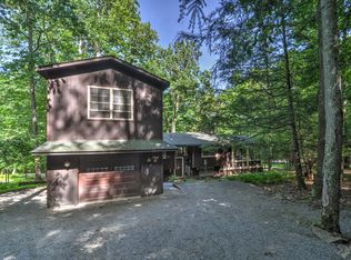 84 Knollwood Rd, Lake Ariel, PA 18436