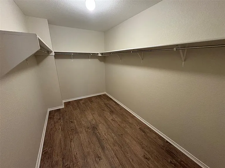 7020 Doyal Dr — Photo 14