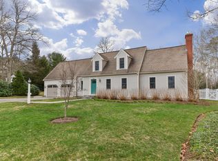 285 Olde Homestead Dr, Marstons Mills, MA 02648