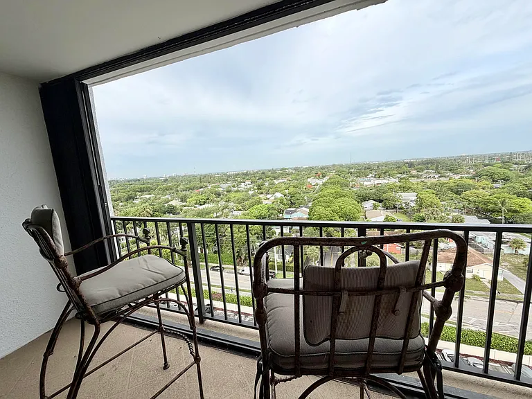5600 N Flagler Dr #1203 — Photo 8