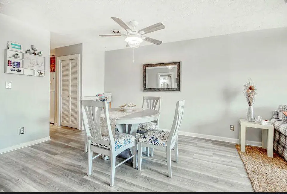 9621 Shore Dr — Photo 4