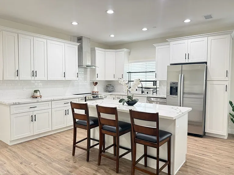 9019 Evelyn Ave — Photo 14