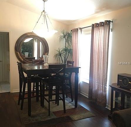 3rd image of 2976 Eleanor Ln