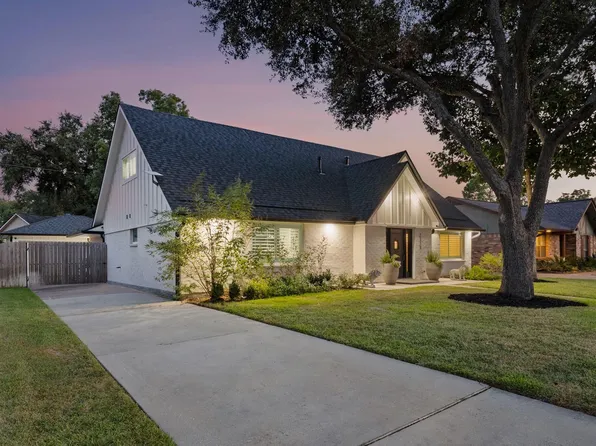 2318 Elmgate Dr, Houston, TX 77080