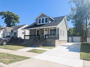 8244 Hupp Ave, Warren, MI 48089