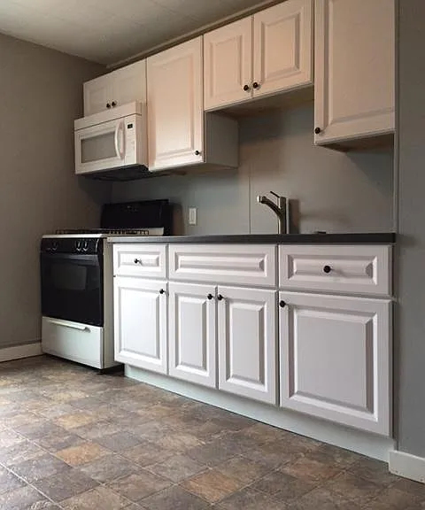 559 W Chestnut St #3 — Photo 2
