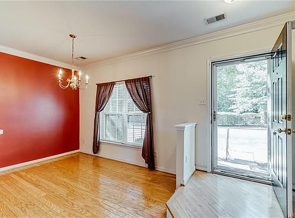 4th image of 10533 Mountain Gate Way