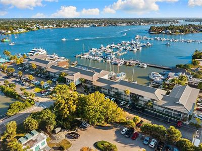 900 Broad AVE S #110, Naples, FL, 34102