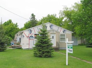 328 4th St, Thompson, ND 58278