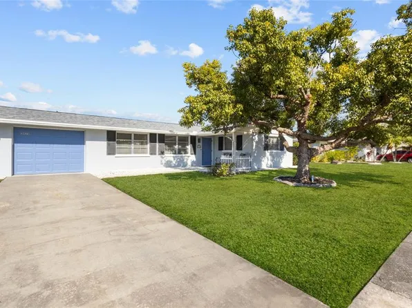 2823 Post Rd, Sarasota, FL 34231