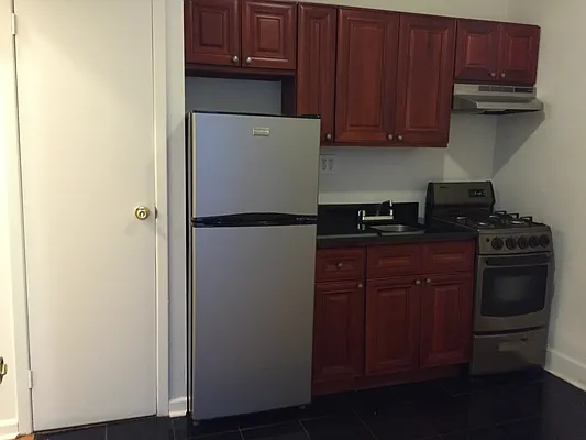 Rented by I Stay NY LLC | media 18