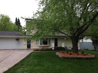 710 Ebony Ave, Duluth, MN 55811