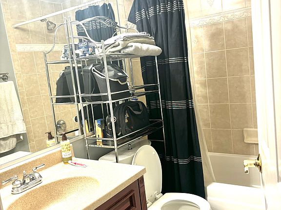 5th image of 610 N West St #11111
