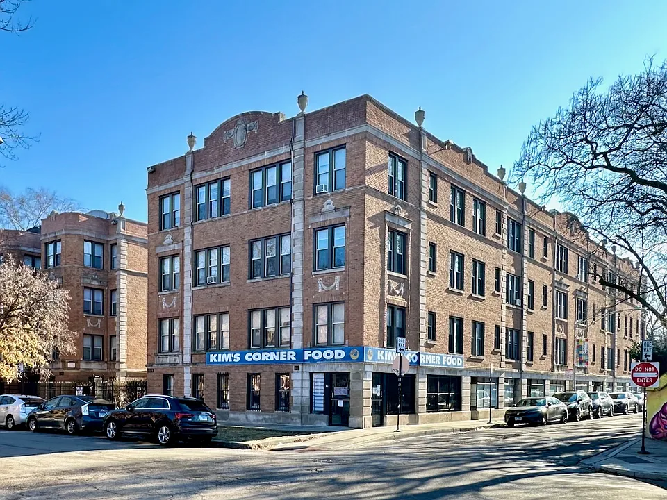 1365 W Estes Ave #O1