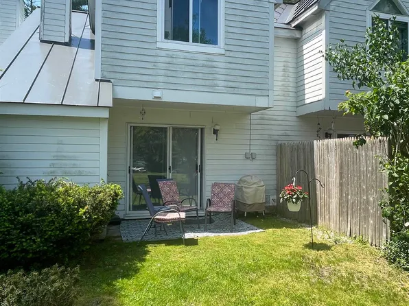 14 Marsten Lane #11, Enfield, NH 03748