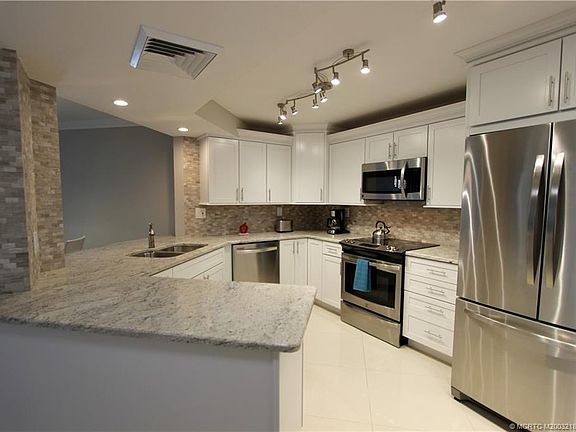 3rd image of 9550 S Ocean Dr APT 1403